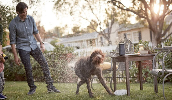beste-draadloze-bluetooth-speaker-buiten