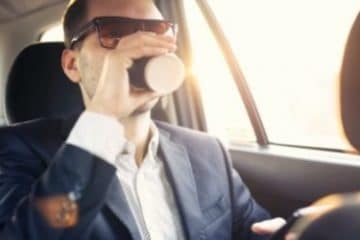 koffiezetapparaat in auto