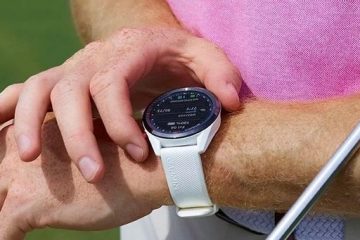 Garmin Approach S62 reviews