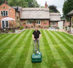 Grote tuin benzine kooimaaier